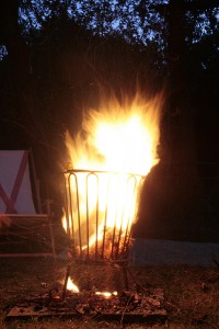 Wir brennen für den Garten – Vor-Osterfeuer am 29.3.